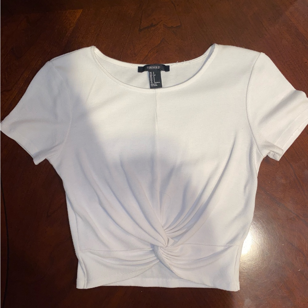 FOREVER 21 white crop top